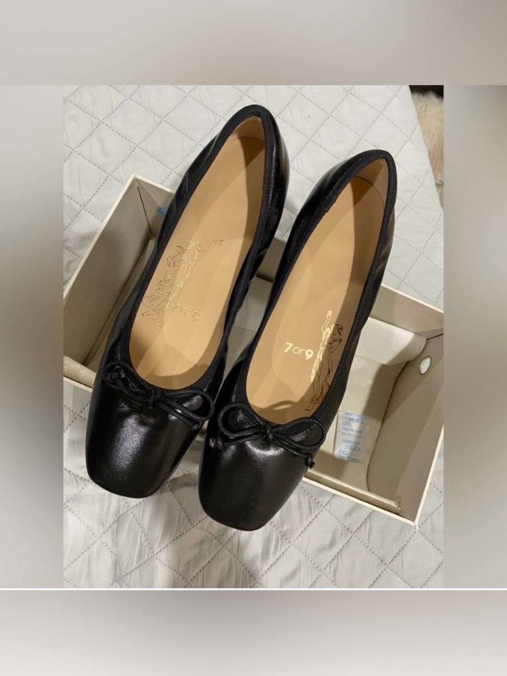 Cute ballet pumps like new with box minimalist preppy comfy shoes